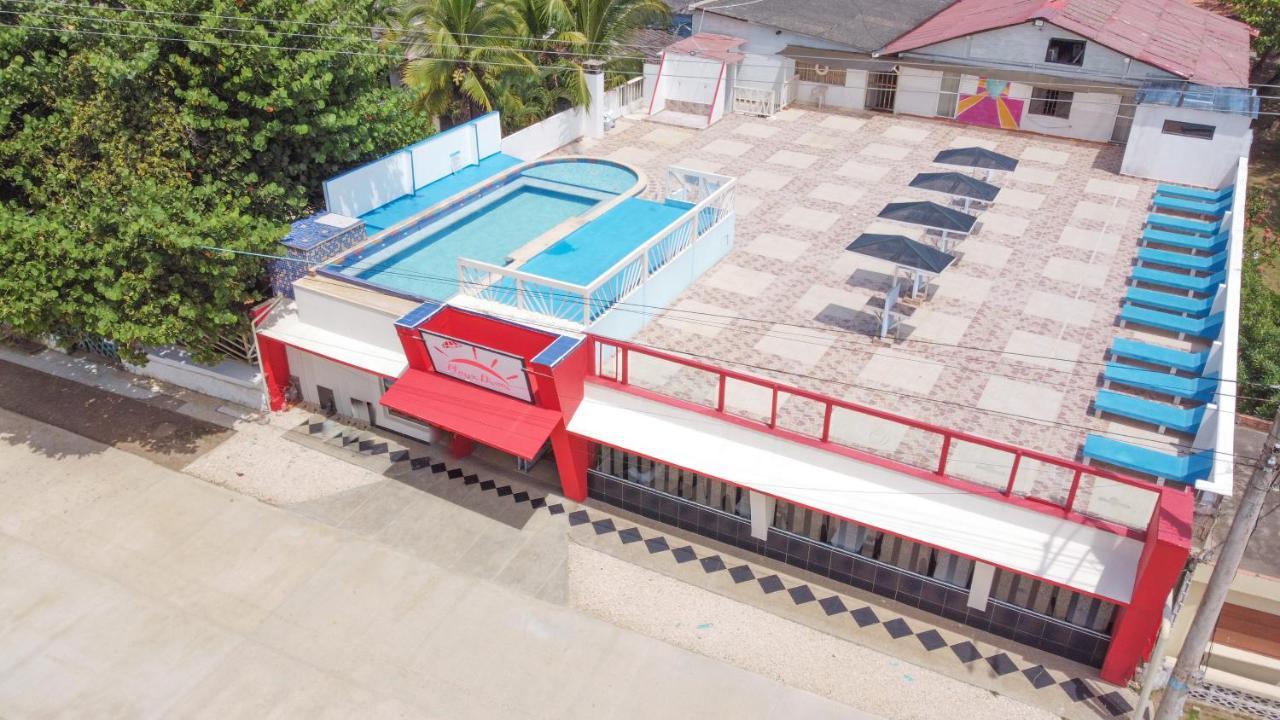 Hotel Playa Divina Coveñas Eksteriør bilde